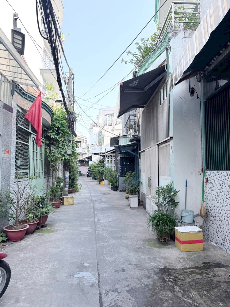 Nhà 71M2 Hẻm 125 Tám Danh P4q8 (P.chánh Hưng)