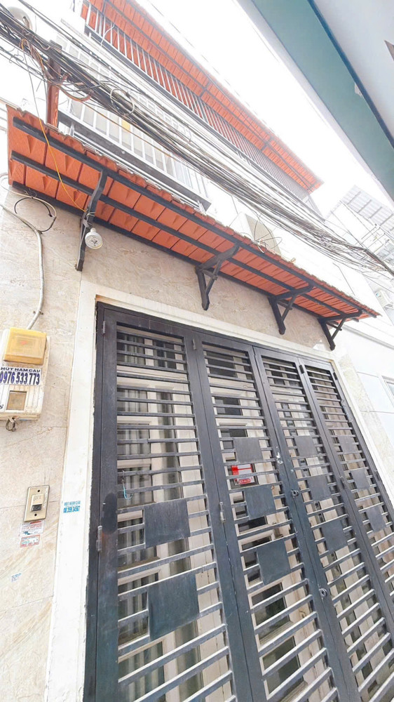 Bán Nhà Trung Tâm Q4 Hẻm Thông 1 Trục Ngang 6 Dài 4 - 4 Tấm Có 4 Đ