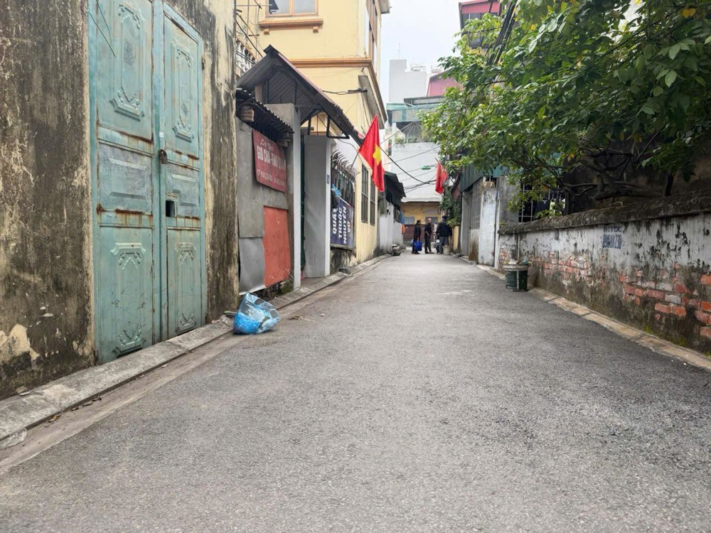 Chính Chủ Cần Bán 40 M2 Đất Trâu Quỳ - Gia Lâm, Giá 4.92 Tỷ, Lh 0985865658