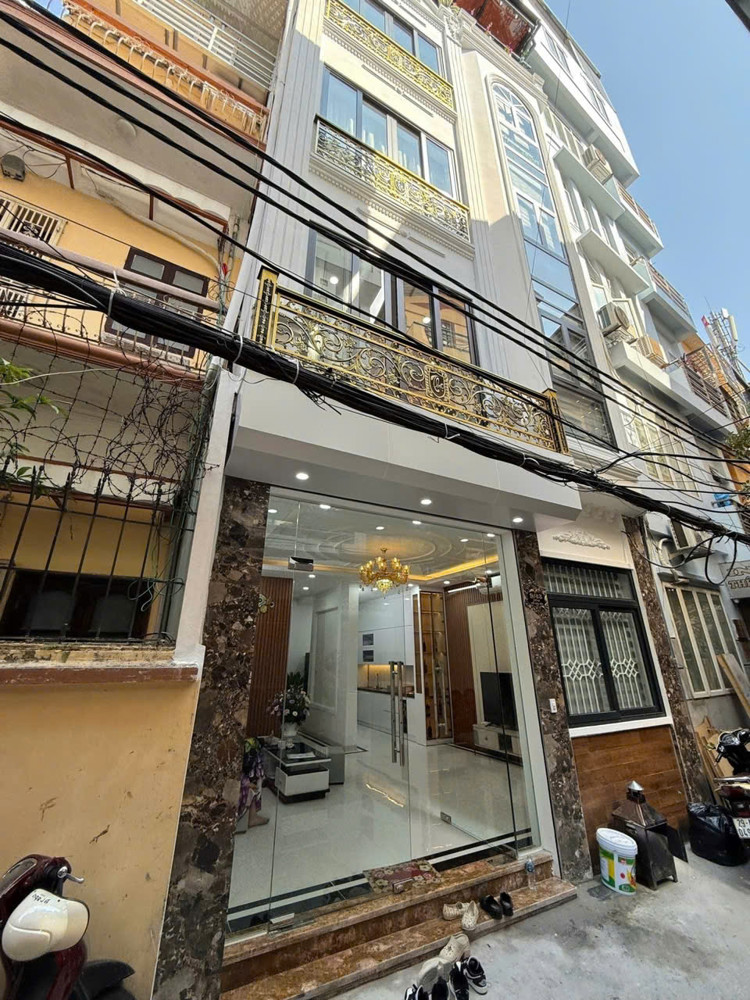 Chùa Bộc – Diện Tích 60M – 7 Tầng – Mt- 5M Mặt Tiền – Thang Máy – 40M Ra Phố