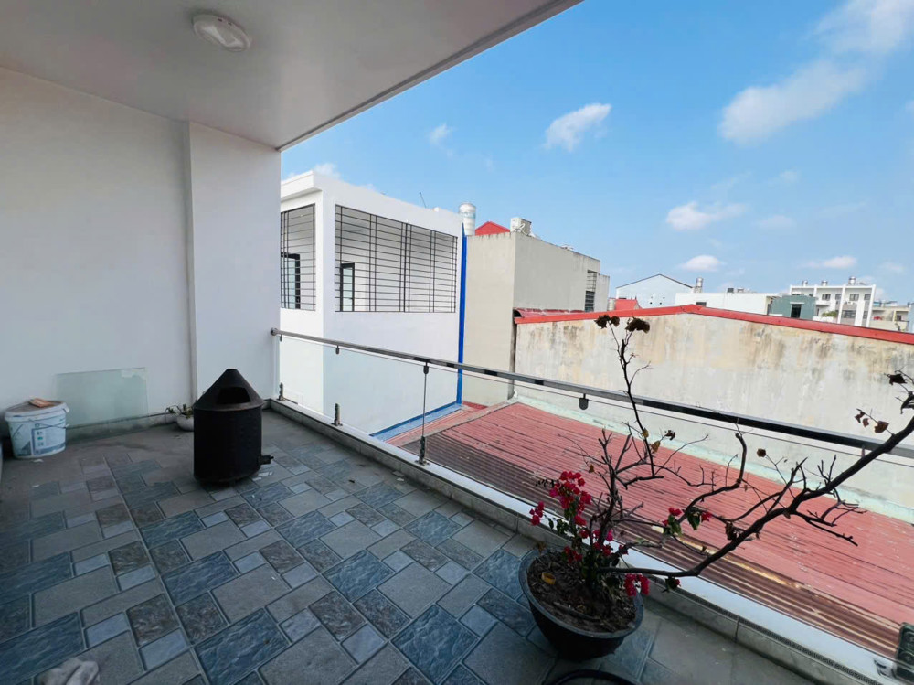 Bán Nhà Gốc Dân Xây Độc Lập Ngõ 149 Trung Hành - 55M 3 Tầng