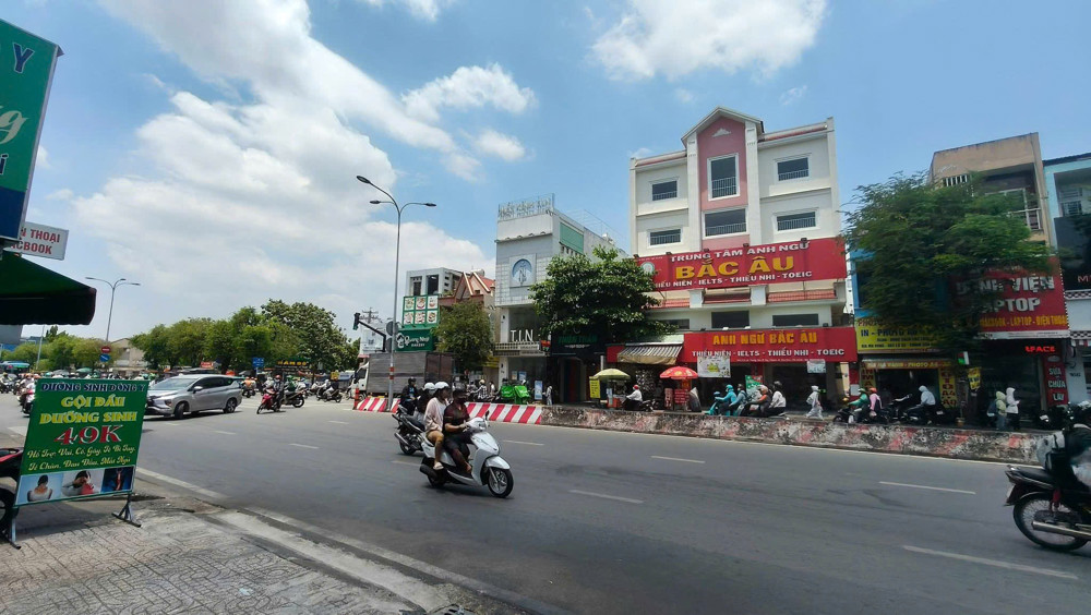 Bán Nhà Mặt Tiền Lê Trọng Tấn - Gần Tây Thạnh, 5,2X21m, 2 Tầng, Hđt 50 Triệu, 25,9 Tỷ