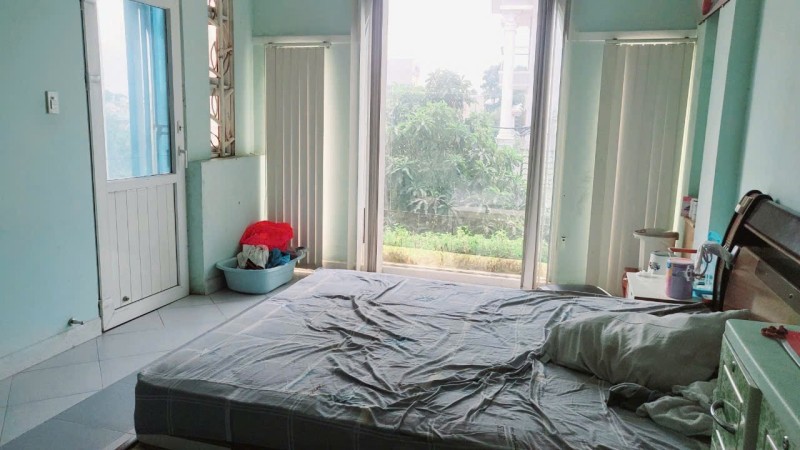 Bán Nhà Đường Số 9, Phường Linh Trung, Thủ Đức, Tp Hcm. Dt 105M2, 4 Tầng, 8Pn. Giá 9.5 Tỷ, Shr