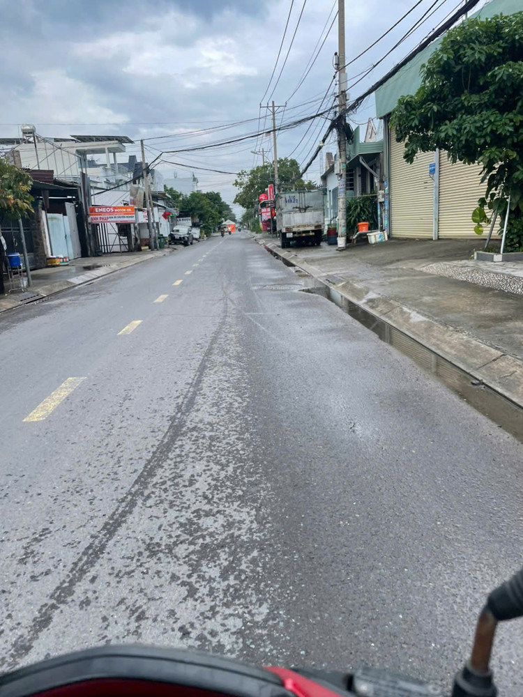 Bán Đất Mặt Tiền 30X70m Giá 30 Tỷ Đường Phạm Thị Giây