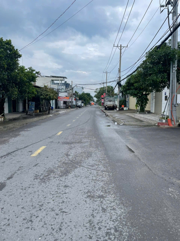 Bán Đất Mặt Tiền 30X70m Giá 30 Tỷ Đường Phạm Thị Giây