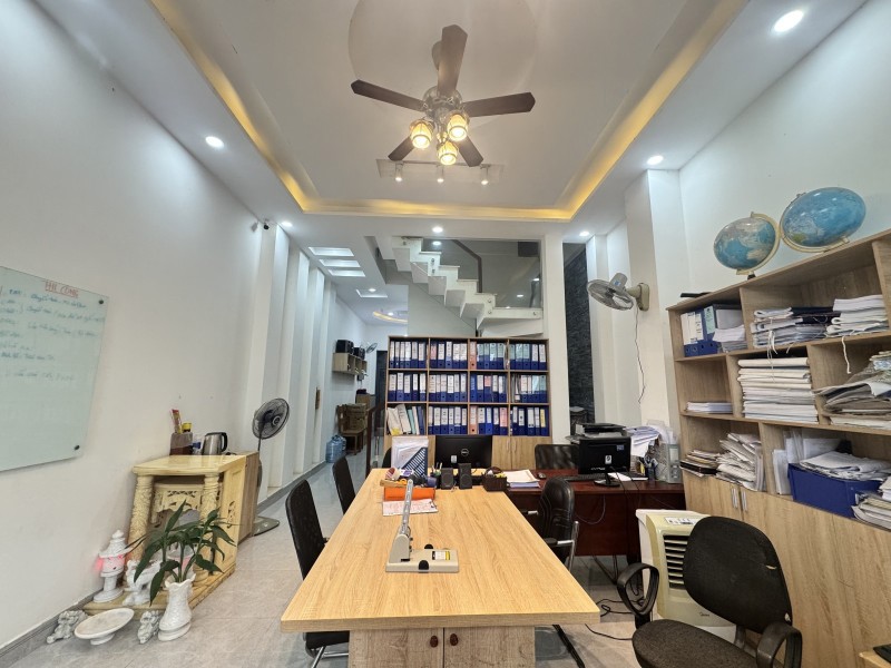 Bán Nhà Đường Bưng Ông Thoàn, Phú Hữu, Q9, Tp Hcm. Dt 81M2, 4 Tầng. Giá 8.9 Tỷ, Sh - 0933125879