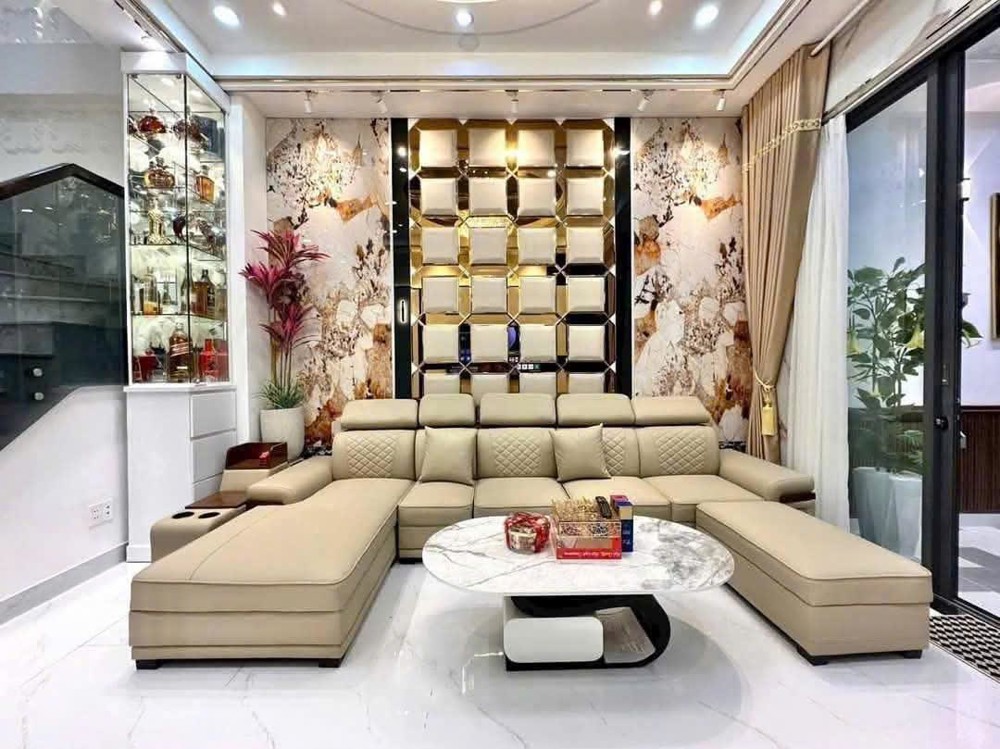 Nhà Đẹp Rực Rỡ 4 Tầng, Huỳnh Thị Đồng, Xe Hơi Ngủ Trong Nhà, Hơn 9 Tỷ