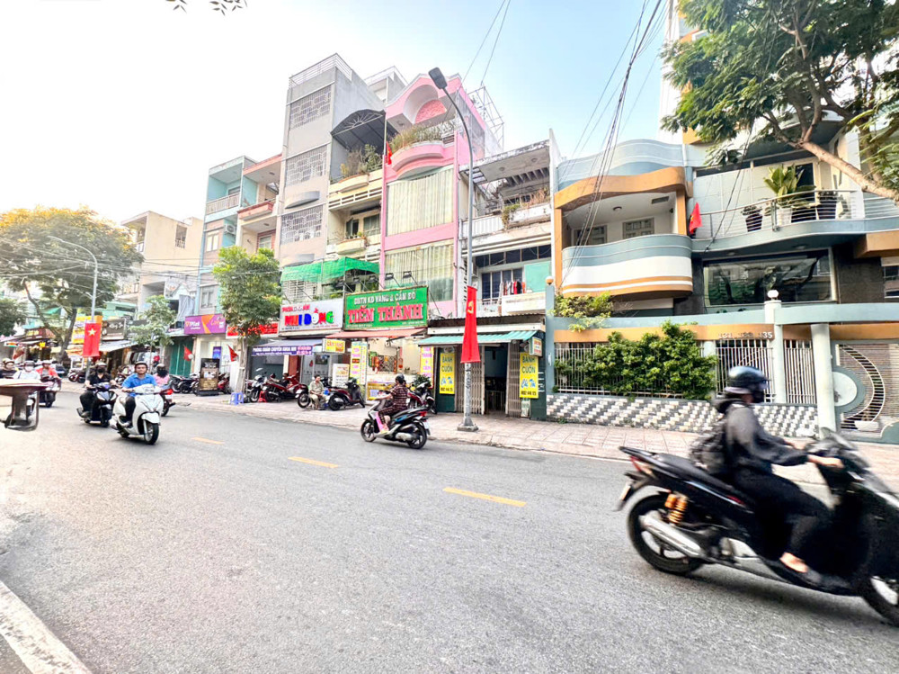 Hiếm- Bán Nhà 6 Tầng Mặt Tiền Kinh Doanh Đ.vĩnh Hội, Quận 4- Dt 4M*25m Sh Vuông Đẹp- Nhà 2 Mặt Tiền