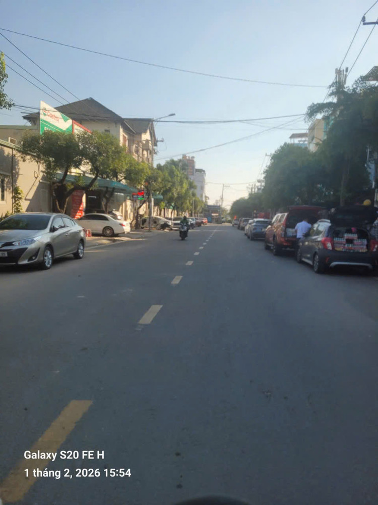 Mặt Tiền Dương Thị Giang – Full Thổ Cư Khu 38Ha Vip – Chỉ 11.5 Tỷ