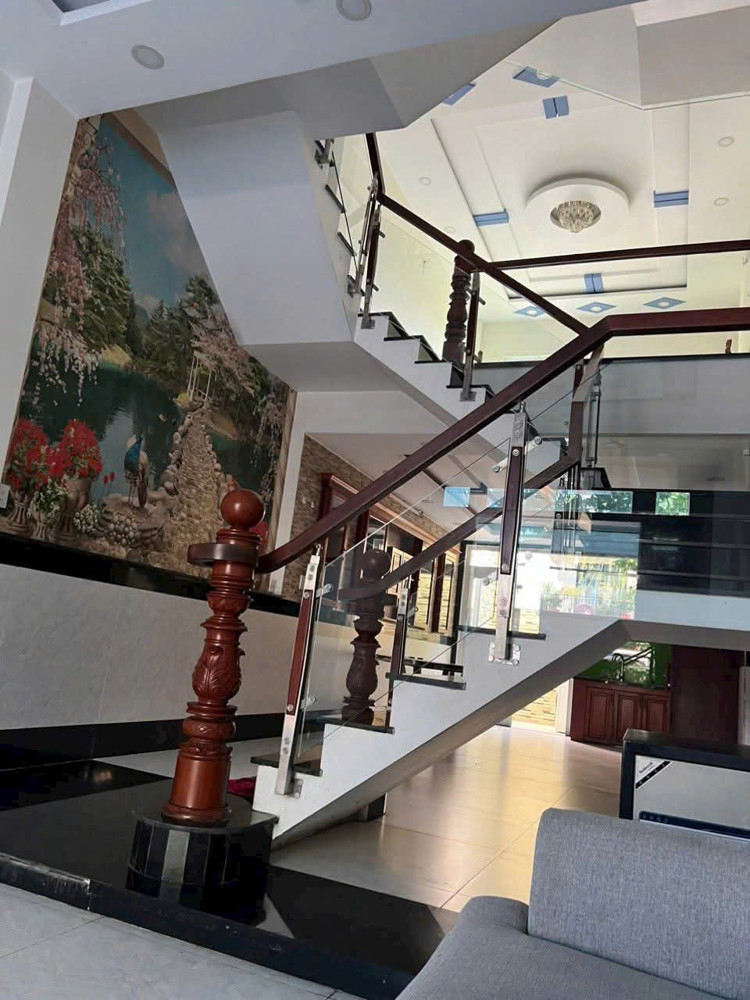 Cặp Nhà Phố 4 Tầng Mặt Tiền Chợ Huỳnh Thị Hai – 2Shr – Dòng Tiền Ổn Định