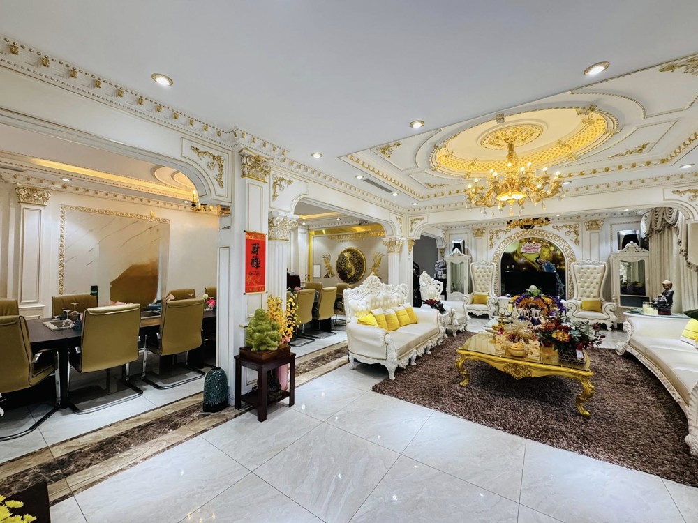 Hàng Khủng Mặt Phố Chùa Láng 135M 9T, Kinh Doanh Đỉnh Cao, 110 Tỷ