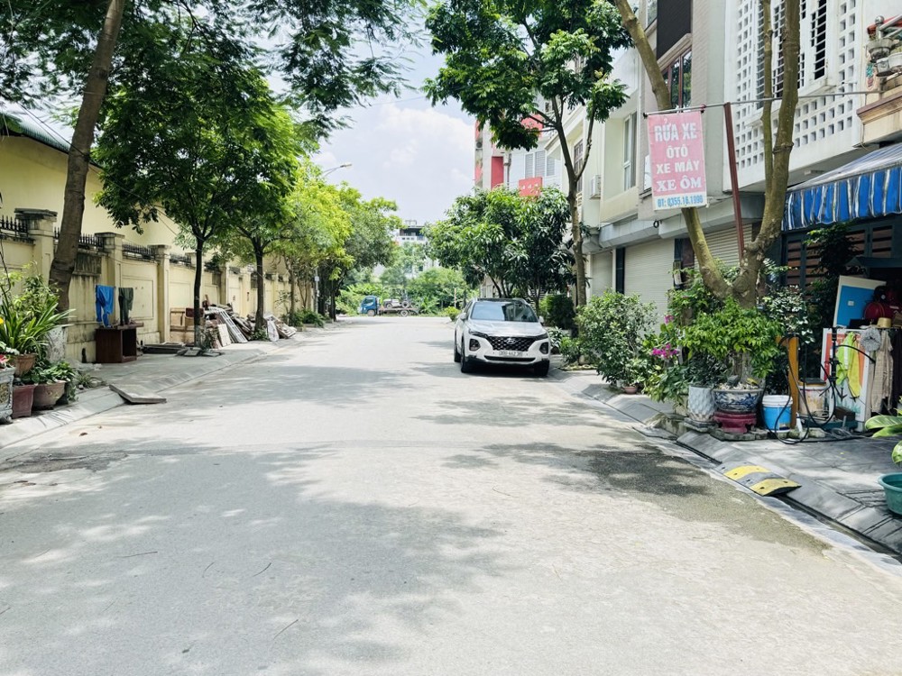 Đất Phân Lô Việt Hưng - 65M2 - View Hồ Công Viên - Ô Tô Tải Tránh - Giá Đầu Tư 0372311369