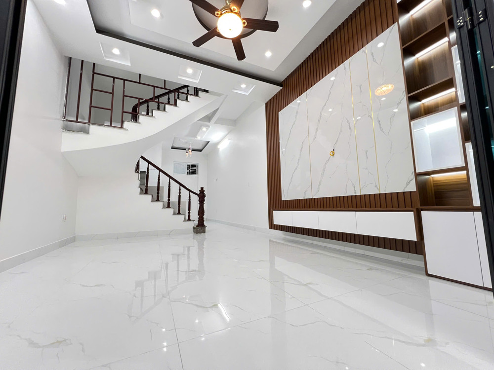 Bán Nhà 3 Tầng Đẹp Ngõ 44 Lê Lai, Gần Công Viên Máy Tơ, Trung Tâm Ngô Quyền – Hải Phòng