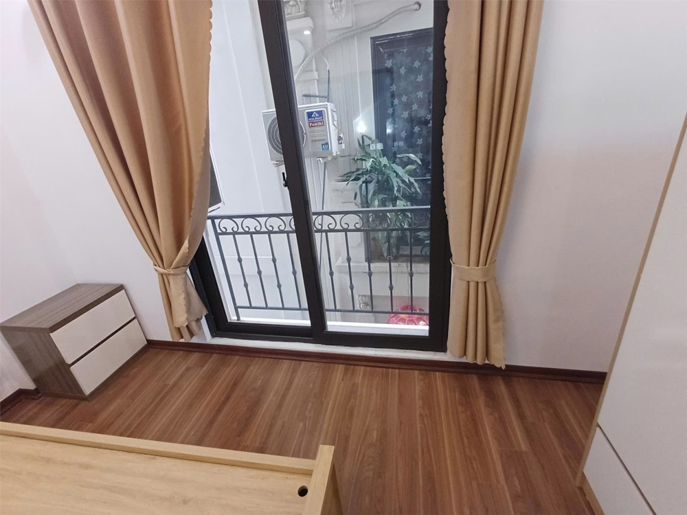 Bán Nhà Phúc Lợi 5 Tầng 3 Ngủ Mặt Tiền 5M Ô Tô Gần 5,9 Tỷ