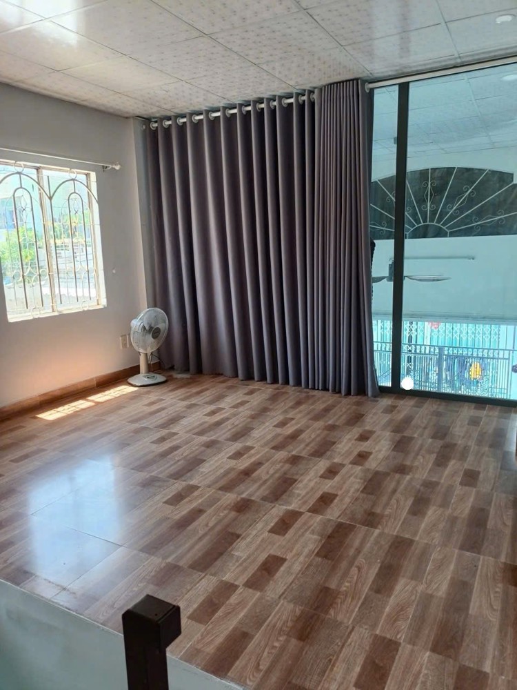 Bán Nhà Hẻm Cắt Kiếng Phường Nha Trang Giá 2Ty850