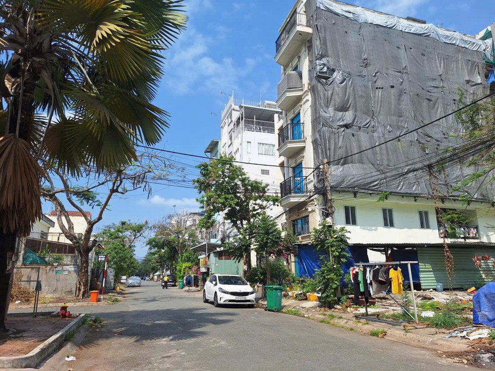 Đất 20X25m Xây Căn Hộ Dịch Vụ, Cạnh Phú Mỹ Hưng, 42 Tỷ, Đường Xe Tải