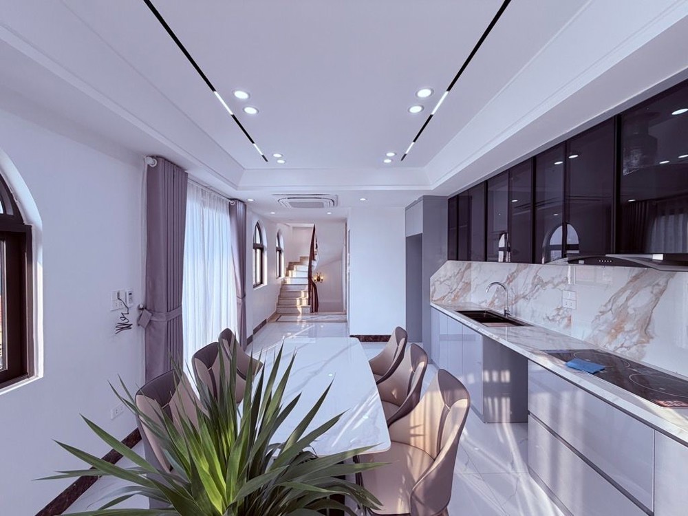 [Bán Nhà Sài Đồng] Siêu Phẩm Hoa Hậu 7 Tầng Thang Máy - Lô Góc – Gần Vinhomes [ 0372311369]