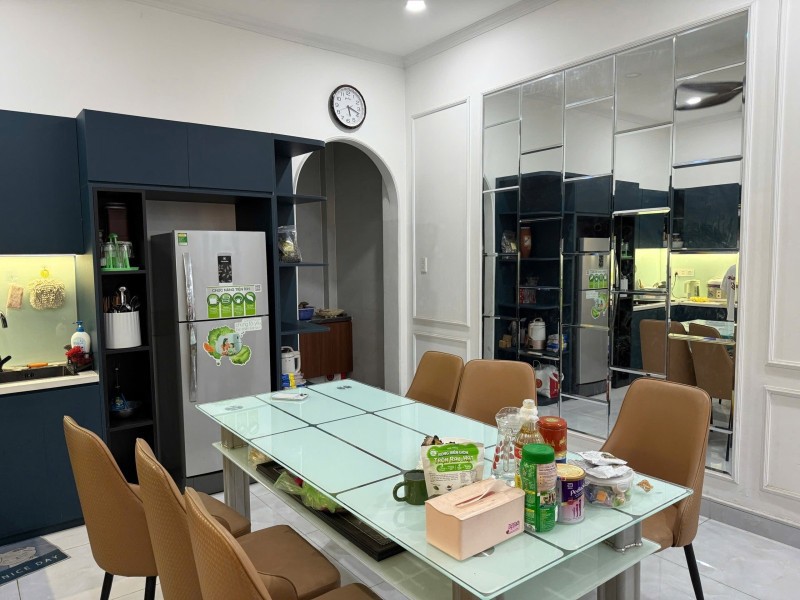 Bán Nhà Đường Đỗ Xuân Hợp, Phước Long B, Q9, Thủ Đức, Tp Hcm. Dt 80M2, 4 Tầng, Sổ Hồng. Giá 10.4 Tỷ