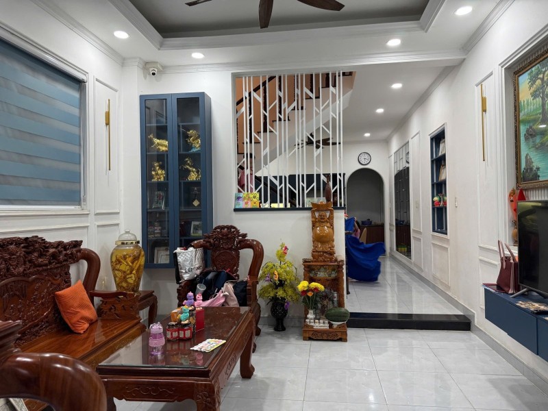 Bán Nhà Đường Đỗ Xuân Hợp, Phước Long B, Q9, Thủ Đức, Tp Hcm. Dt 80M2, 4 Tầng, Sổ Hồng. Giá 10.4 Tỷ