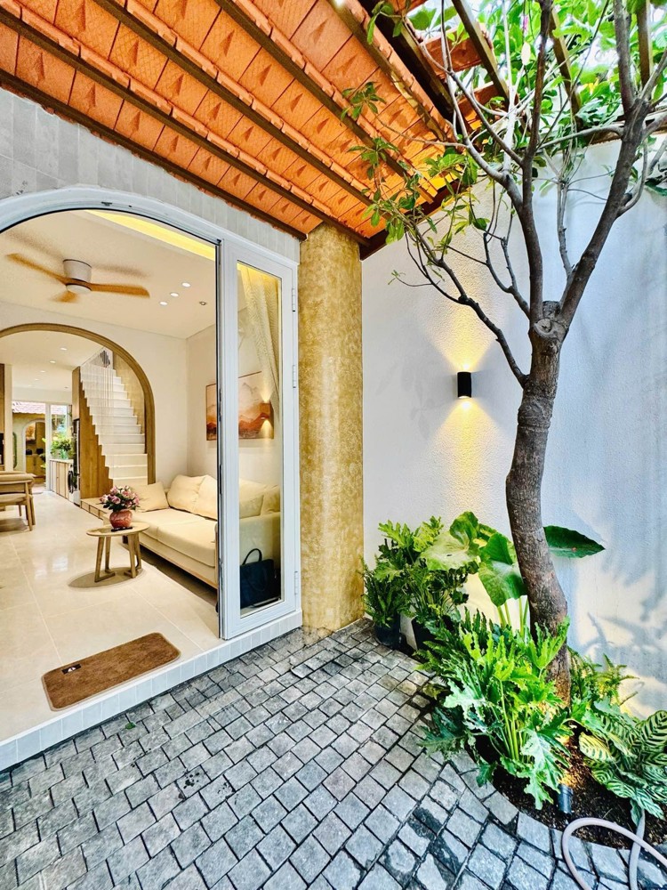 Siêu Phẩm Nàng Thơr - 60M2 - Khu Vip Xô Viết Nghệ Tĩnh - Ngay Làng Đh - Bên Xe Miên Đông - Sổ Vuông