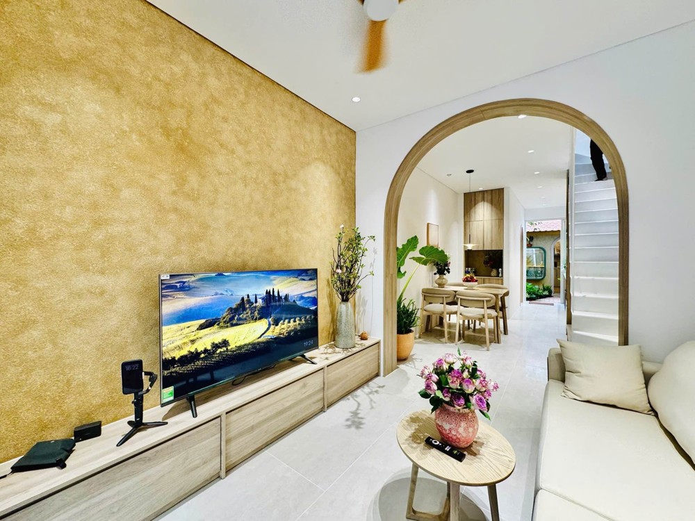 Siêu Phẩm Nàng Thơr - 60M2 - Khu Vip Xô Viết Nghệ Tĩnh - Ngay Làng Đh - Bên Xe Miên Đông - Sổ Vuông