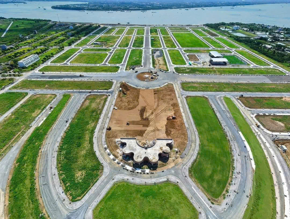 Đất Nền Sổ Hồng Ngay Trung Tâm Cần Giuộc, Long An: 80M2, Giá 1.7 Tỷ, Vị Trí Vàng Đường Nguyễn Văn