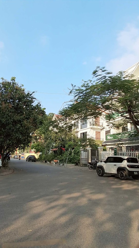 Bán Nhà Phân Lô Bộ Quốc Phòng Thạch Bàn 96M2, Mt 7.7M, 17.8 Tỷ [0372311369]