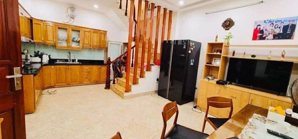 Đào Tấn 35M X5 Tầng 7,95 Tỷ Ngõ Thông Thoáng,Nhà Đẹp Ở Ngay