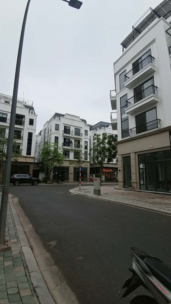 Siêu Phẩm C14 Diamond Point Phúc Đồng – Tâm Điểm Kinh Doanh & An Sinh Thượng Lưu- 102M2- 3X