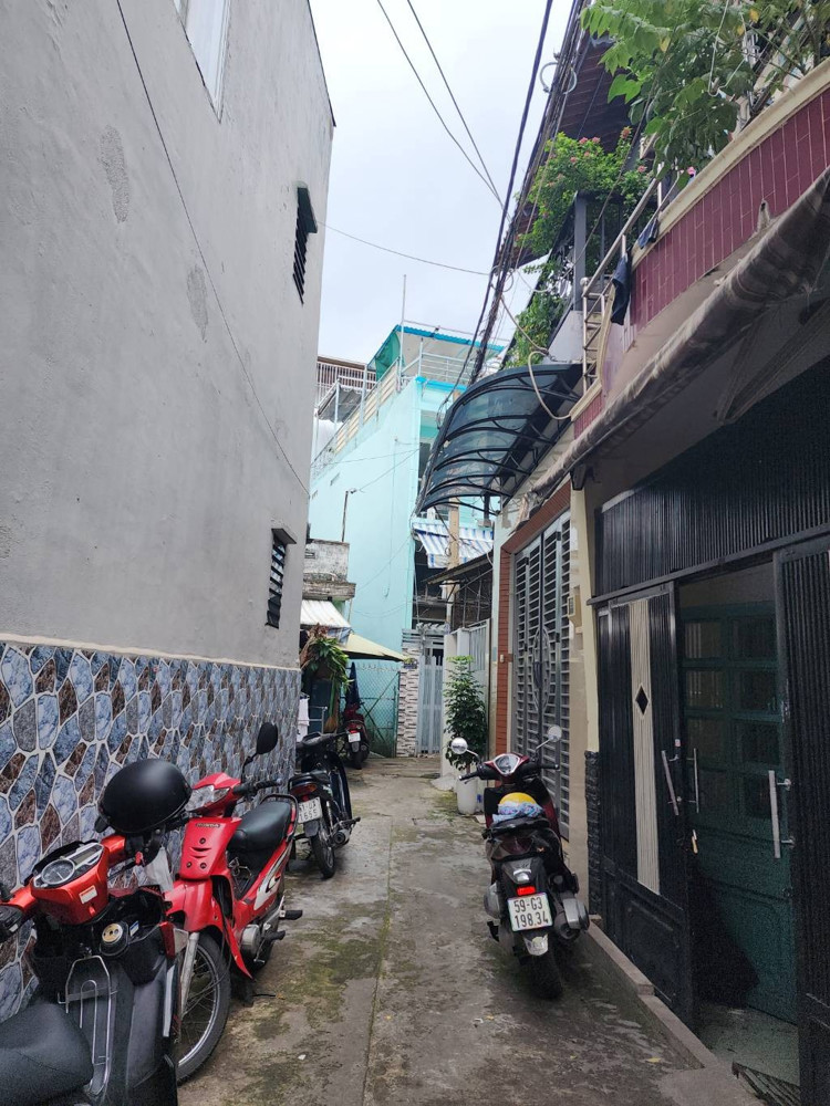 Cần Bán Gấp Căn Nhà Tại Nguyễn Văn Công- P3 - Gò Vâp. Giá Chưa Đến 100Tr/m