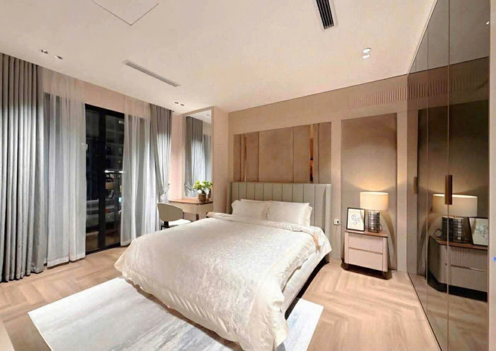 Mặt Phố - Quan Nhân – Ô Tô Tránh – Dt 74M- Ô Tô Ngủ Trong Nhà Giá : 16Tỷ