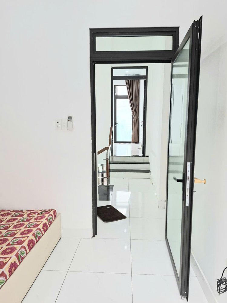 ► Nhà Kiệt 3M Gần Mt Trần Cao Vân, Ô Tô Đậu 25M, Dt 51M2, 2 Mê Đúc, 3.9X Tỷ