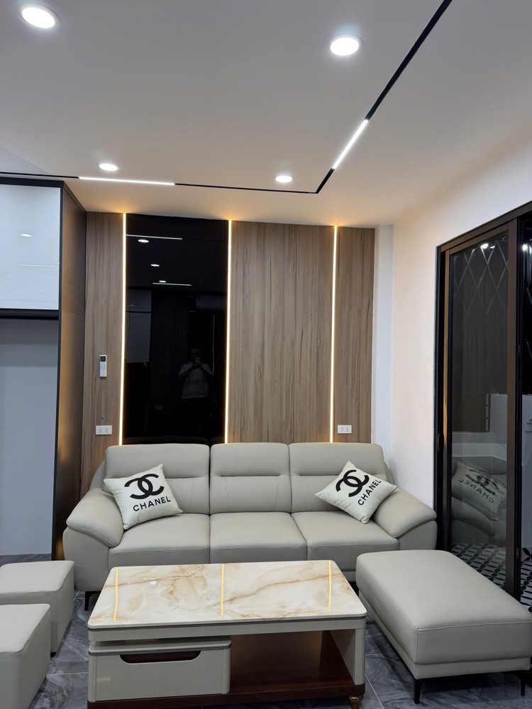 Bán Nhà Dòng Tền Phố Xuân La 70M 5T Chỉ 13 Tỷ Ngõ Rộng Nhà Mới Khu Phố Văn Minh,Tiện Ích Ngập Tràn