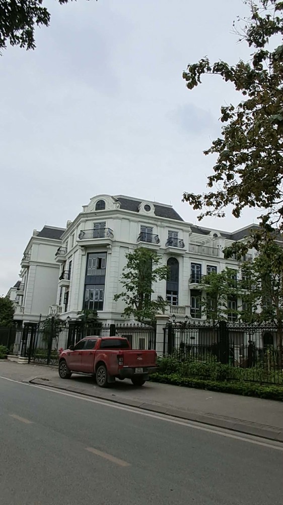 [Suất Ngoại Giao Duy Nhất] – Kiệt Tác Tân Cổ Điển Pháp Giữa Lòng Elegant Park Villa Thạch Bàn 110M2