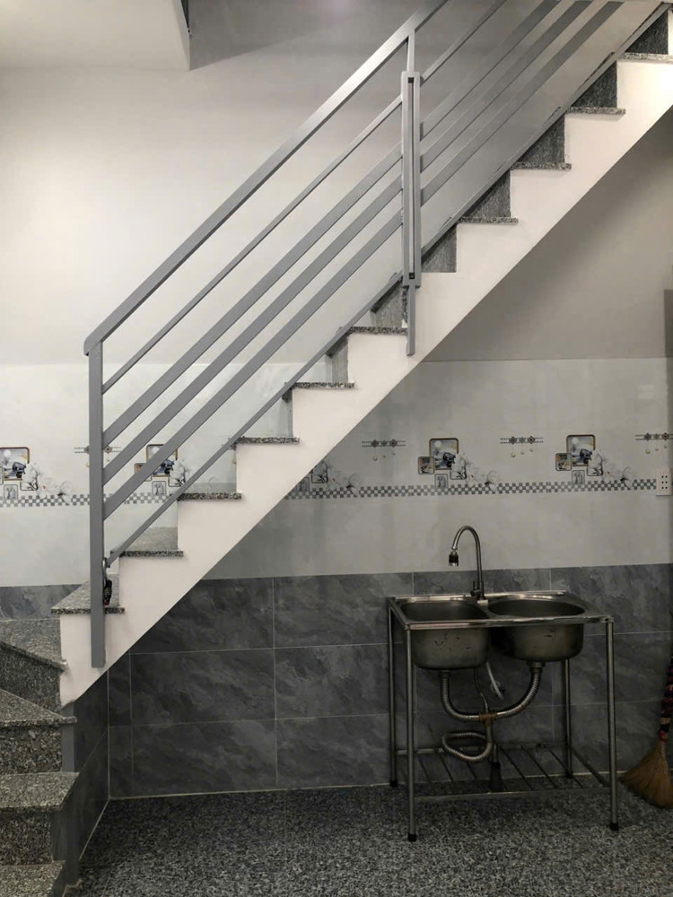 Bán Nhà 72/19 Huỳnh Văn Bánh P 15 Phú Nhuận Giá : 2,9 Tỉ Có Thương Lượng