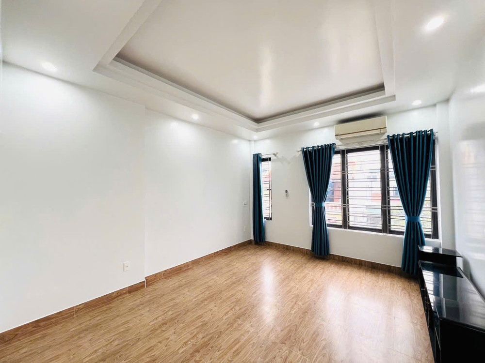 Bán Nhà 4 Tầng Mặt Đường Hạ Đoạn – Đông Hải – Kinh Doanh Tốt – Giá 4,99 Tỷ