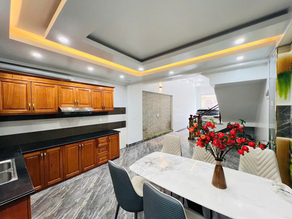 Bán Nhà 4 Tầng Mặt Đường Hạ Đoạn – Đông Hải – Kinh Doanh Tốt – Giá 4,99 Tỷ