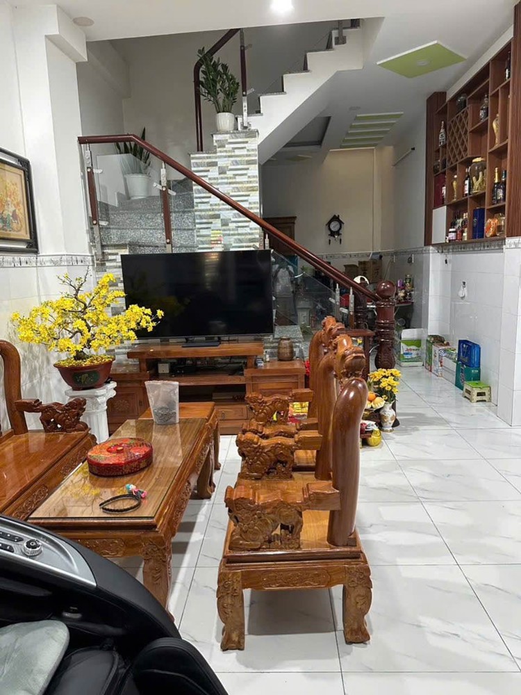 Bán Nhà Hẻm Xe Hơi, Quận 12 Gần Mặt Tiền Tân Chánh Hiệp