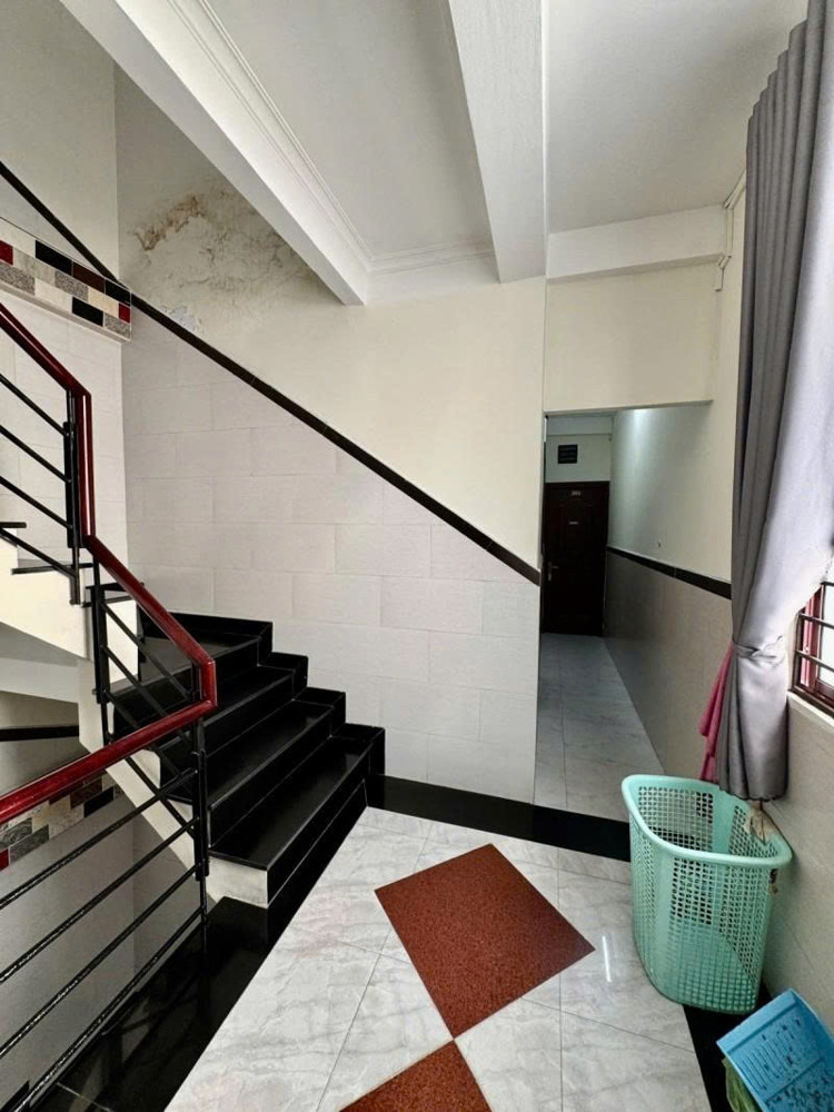 Bán Nhà 2 Mặt Tiền Hẻm Sư Vạn Hạnh , Ngay Vạn Hạnh Maill, 4X18m, 5 Tầng - 22Pn, 18,99 Tỷ