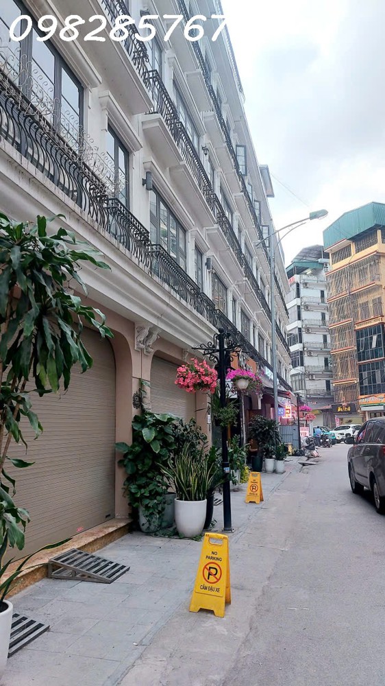 Bán Nhà Trung Tâm Mỹ Đình Sông Đà Khu Phố Hànquốc Hiện Đang Cho Thuê