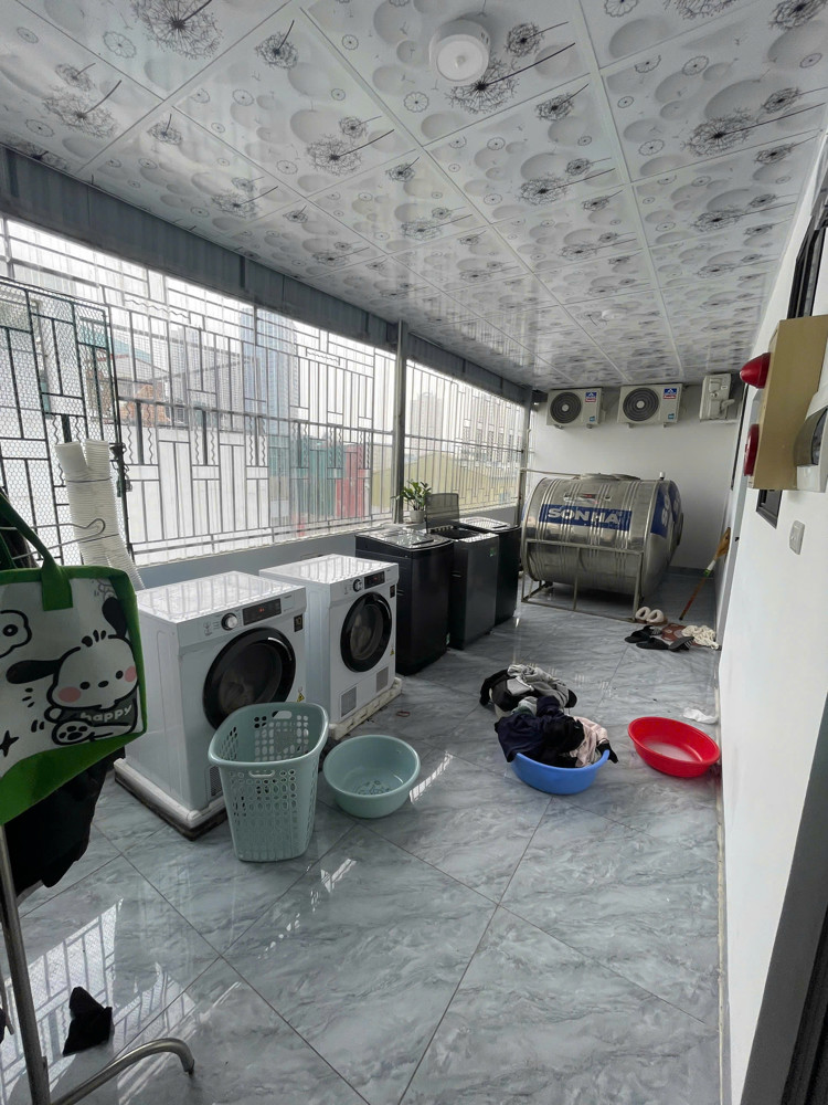 Cần Nhượng Phòng – Trung Kính , Cầu Giấy, Hà Nội