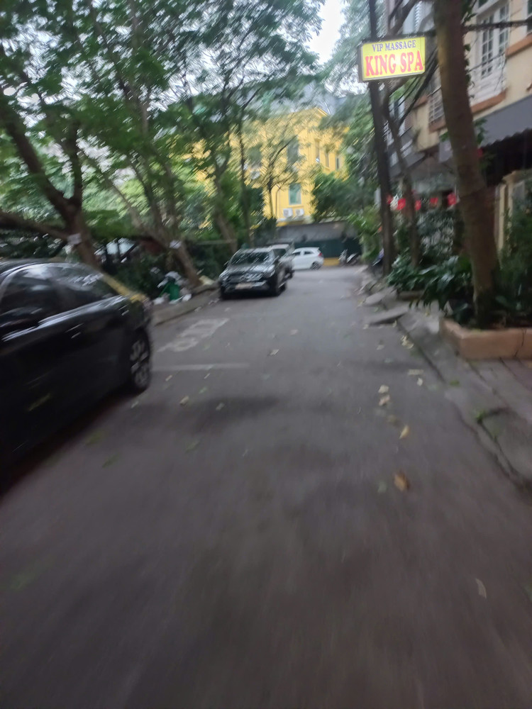 Bán Nhà Phân Lô Phố Quan Nhân Đường Ô Tô Giá 17,5 Tỷ