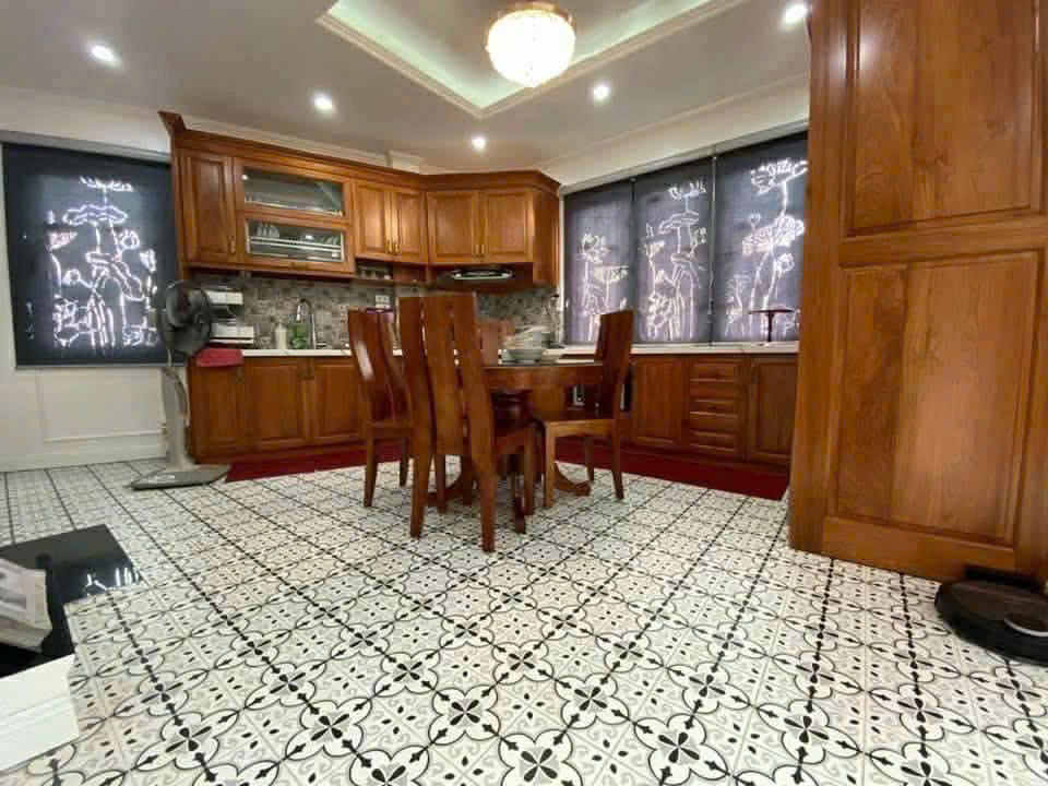 Mặt Phố Tây Sơn – Diện Tích 85M – Mặt Tiền 7M – Lô Góc – Vỉa Hè – 25 Tỷ