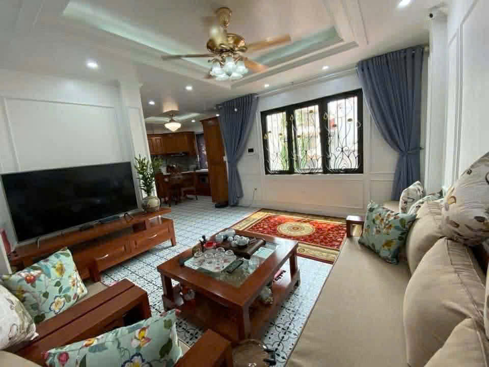 Mặt Phố Tây Sơn – Diện Tích 85M – Mặt Tiền 7M – Lô Góc – Vỉa Hè – 25 Tỷ