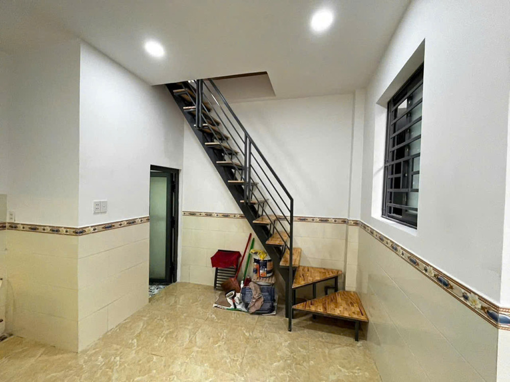 Nhà Hẻm Nguyễn Văn Quỳ - Quận 7 - Dtsd 36M2 - 2 Tầng - 2.5 Tỷ