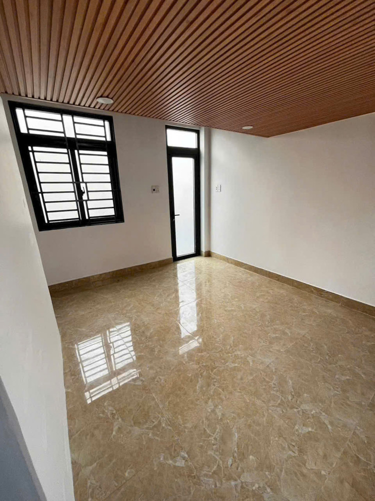 Nhà Hẻm Nguyễn Văn Quỳ - Quận 7 - Dtsd 36M2 - 2 Tầng - 2.5 Tỷ