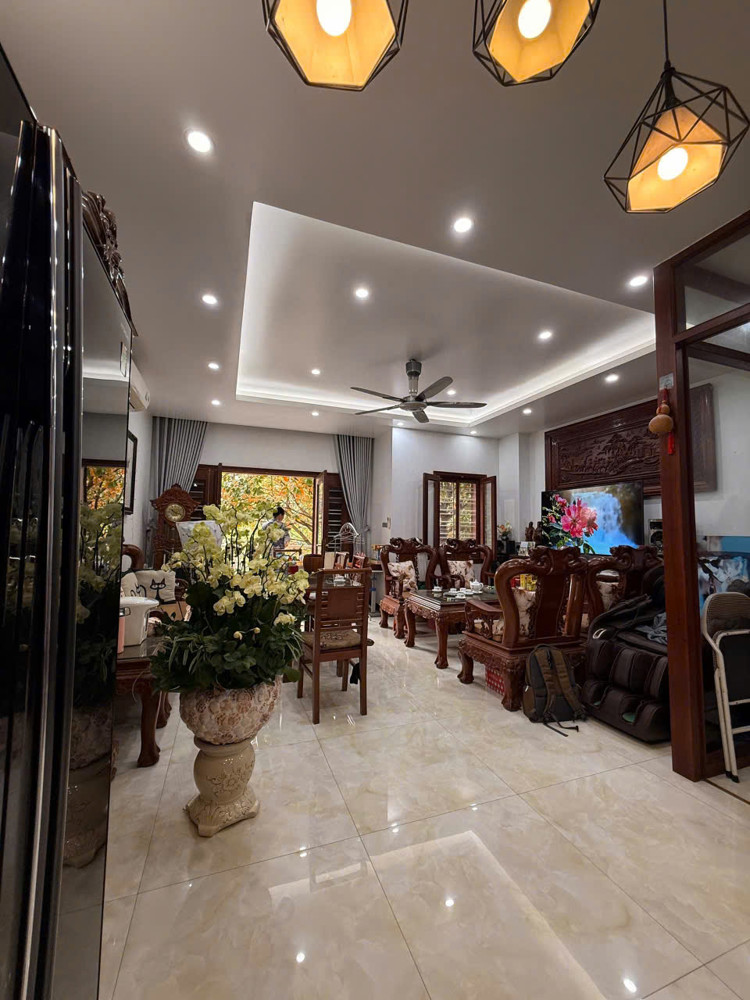 Bán Liền Kề Xuân Phương – View Sân Chơi – Vỉa Hè – Ô Tô Tránh – Giá Cực Tốt 24 Tỷ Lh 0326213286