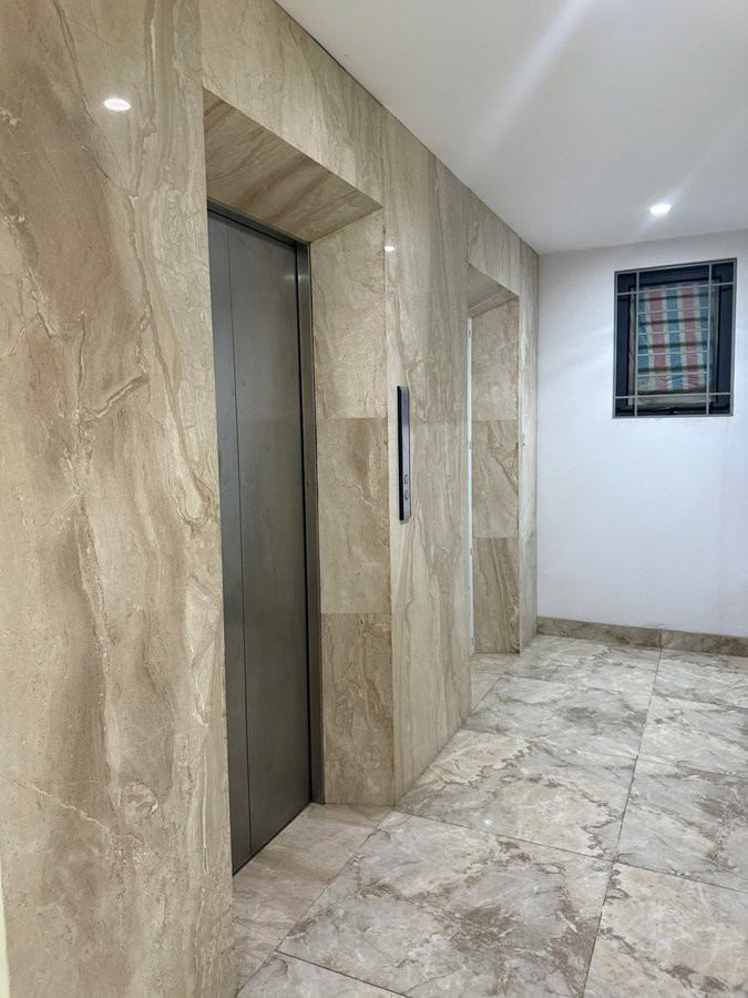 Bán Nhà Thái Thịnh 163M2. 6 Tầng. Mặt Tiền 6.3M. Giá 103 Tỷ Đống Đa Hà Nội