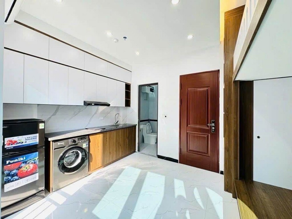 Chung Cư Mini Cổ Linh, 100M X 8 Tầng, 26 Phòng Cao Cấp Khép Kín, Dòng Tiền 130Tr/tháng