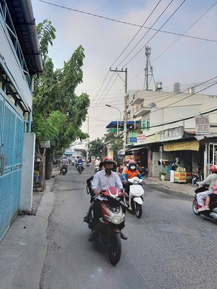 Mặt Tiền Huỳnh Thị Hai – Ngang 8M Hiếm – Cách Nguyễn Ảnh Thủ Chỉ 200M